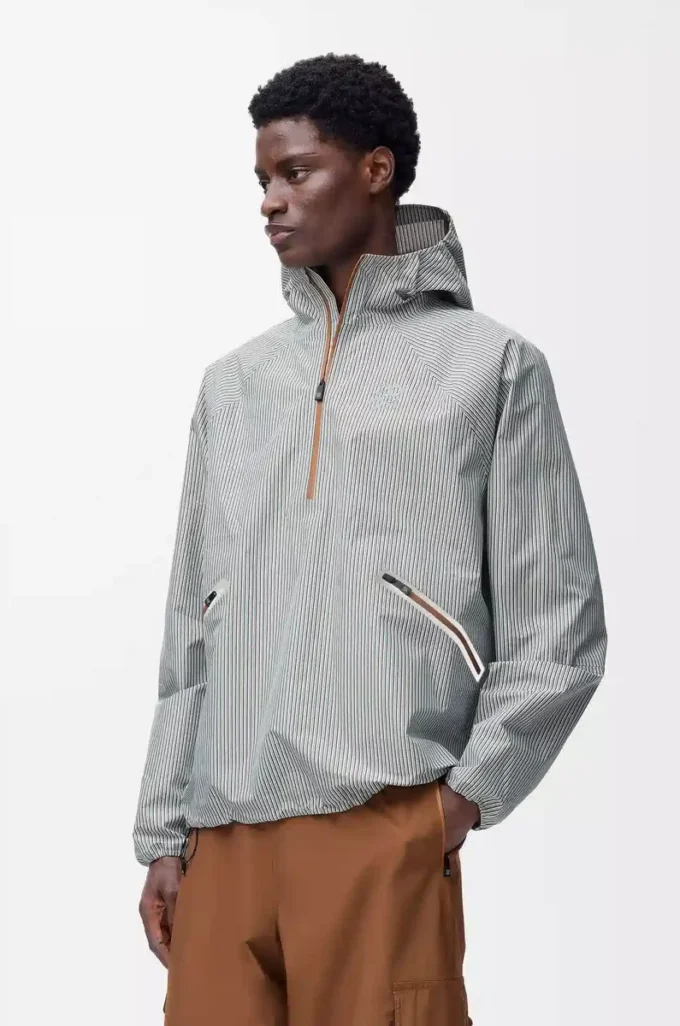 Anorak Storm en tejido técnico Beige/Azul Anorak Storm en tejido técnico Beige/Azul