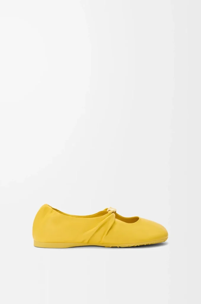 Bailarina Pebble Soft en piel de cordero napa color diente de león Bailarina Pebble Soft en piel de cordero napa color diente de león