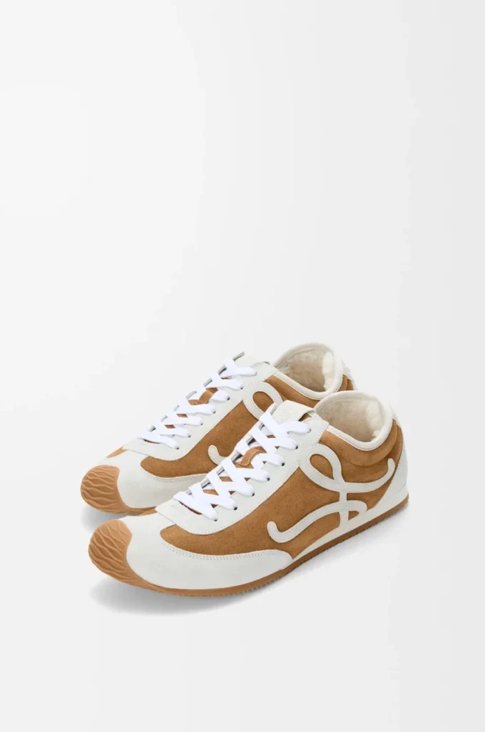 Ballet Runner 2.0 en ante y piel de oveja Tan/Blanco