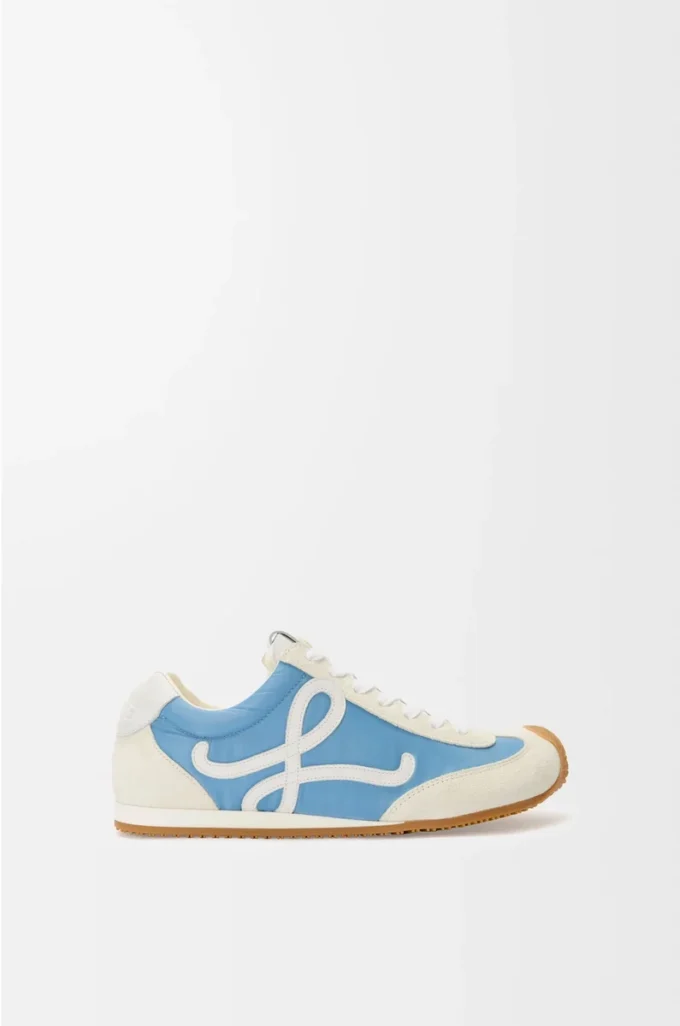 Ballet Runner 2.0 en nylon y piel de becerro Azul/Blanco/Blanco suave Ballet Runner 2.0 en nylon y piel de becerro Azul/Blanco/Blanco suave