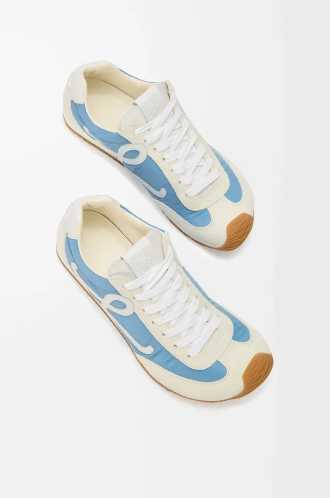 Ballet Runner 2.0 en nylon y piel de becerro Azul/Blanco/Blanco suave Ballet Runner 2.0 en nylon y piel de becerro Azul/Blanco/Blanco suave