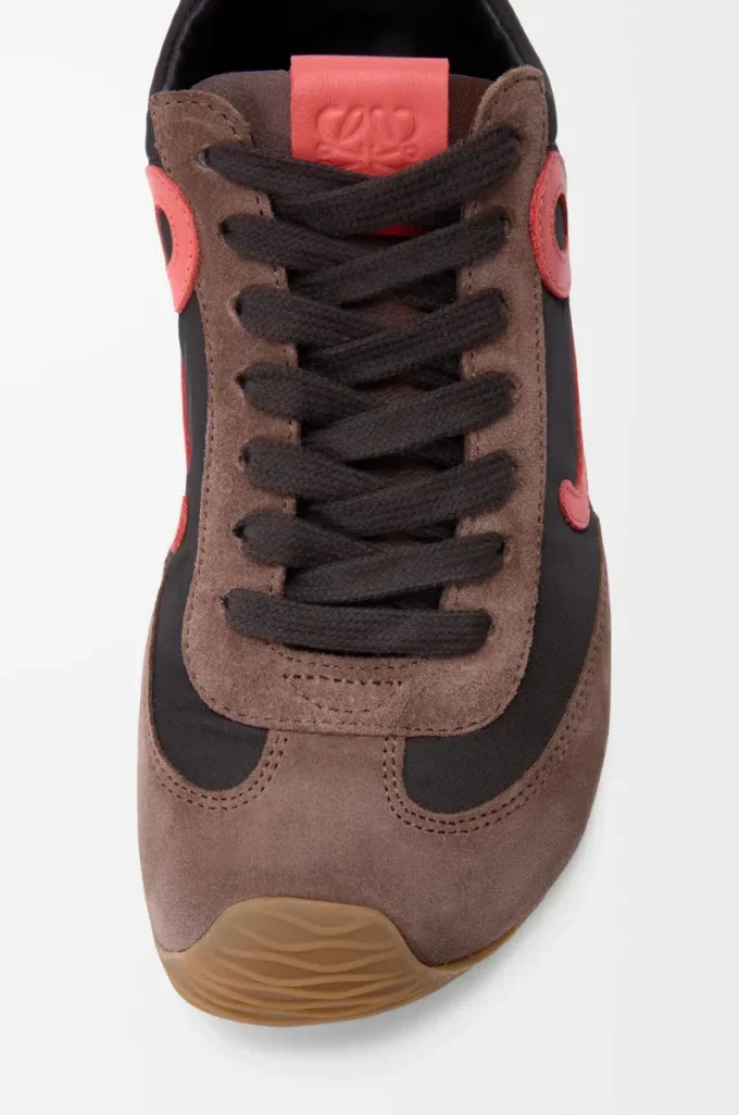Ballet Runner 2.0 en nylon y piel de becerro Chocolate/Coral/Amarillo