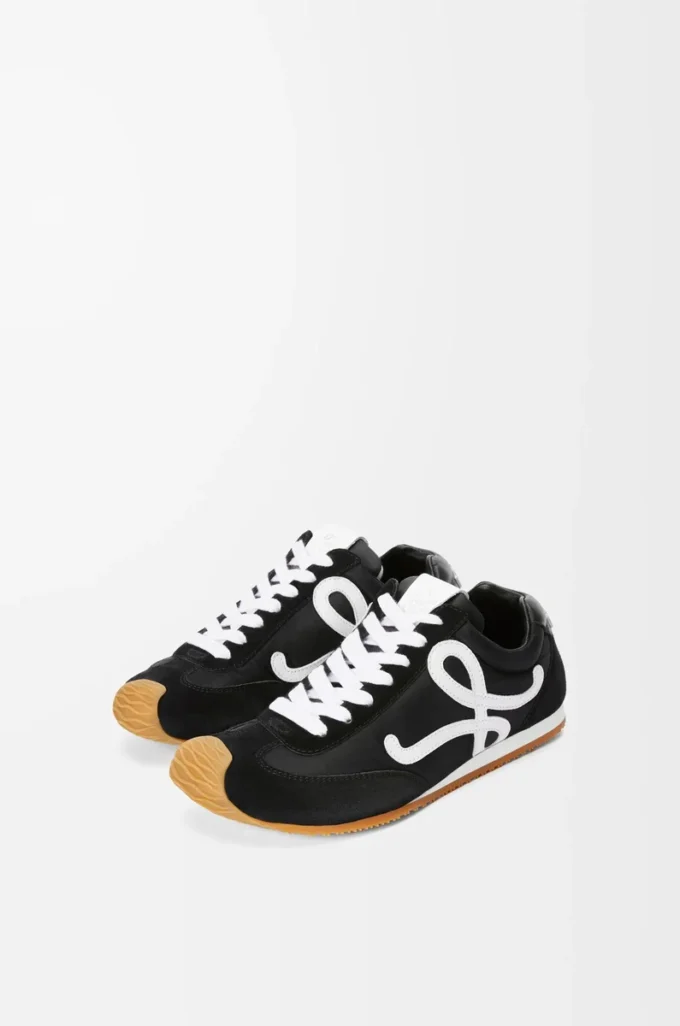 Ballet Runner 2.0 en nylon y piel de becerro Negro/Blanco Ballet Runner 2.0 en nylon y piel de becerro Negro/Blanco