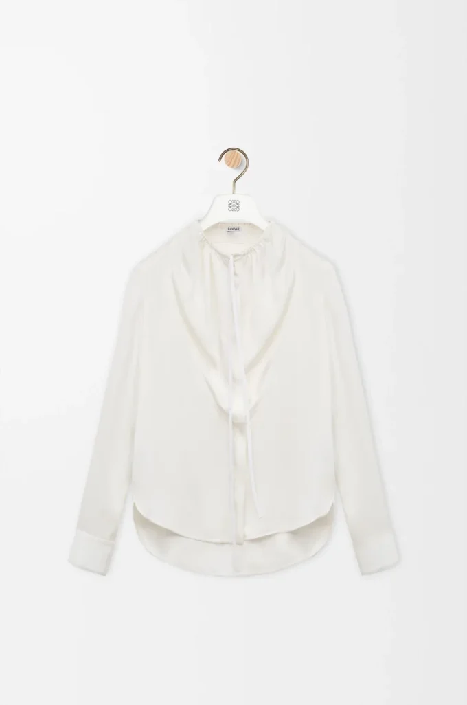 Blusa de seda blanca Blusa de seda blanca