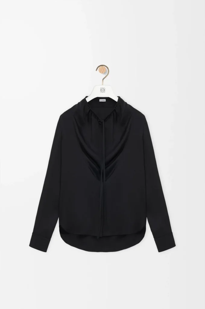 Blusa de seda negra Blusa de seda negra