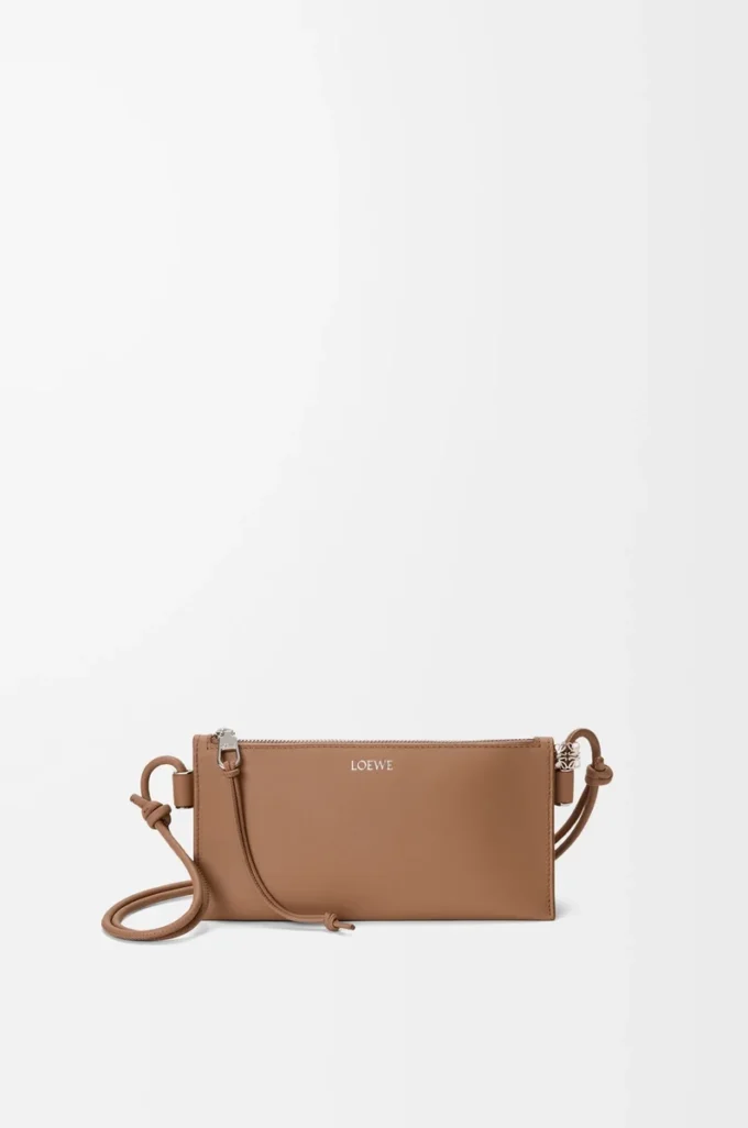 Bolsa Joya en piel de becerro napa Mocha Bolsa Joya en piel de becerro napa Mocha
