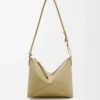 Bolsa Puzzle Fold en piel de becerro napa brillante verde arcilla Bolsa Puzzle Fold en piel de becerro napa brillante verde arcilla