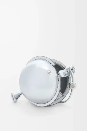 Bolsa tipo globo en piel de becerro napa plateada