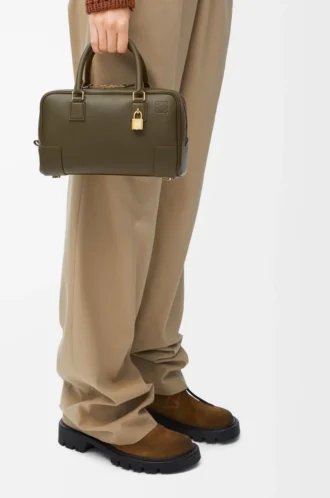 Bolso Amazona 23 en piel de becerro napa Dark Khaki