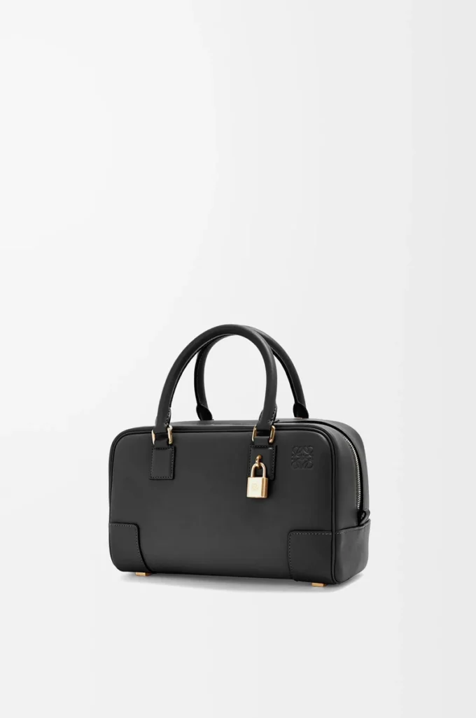 Bolso Amazona 23 en piel de becerro napa Negro Bolso Amazona 23 en piel de becerro napa Negro