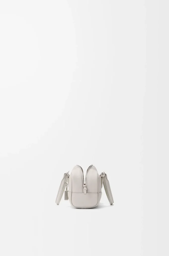 Bolso Amazona 23 recortado en piel de becerro napa Gris pálido/Citrino claro Bolso Amazona 23 recortado en piel de becerro napa Gris pálido/Citrino claro