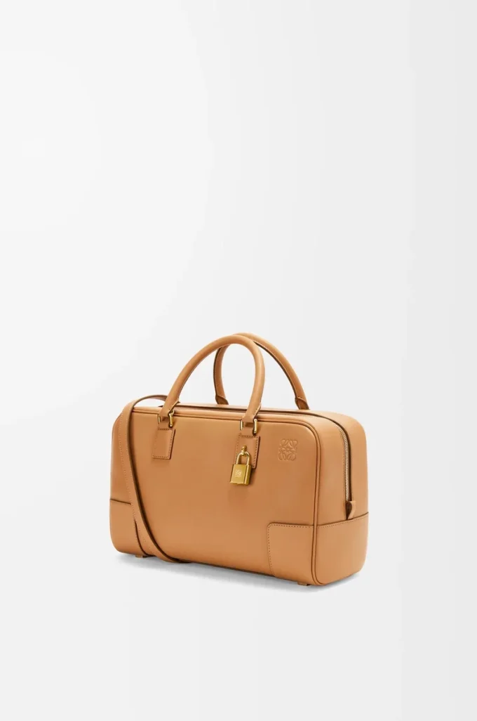 Bolso Amazona 28 en piel de becerro napa Warm Desert Bolso Amazona 28 en piel de becerro napa Warm Desert