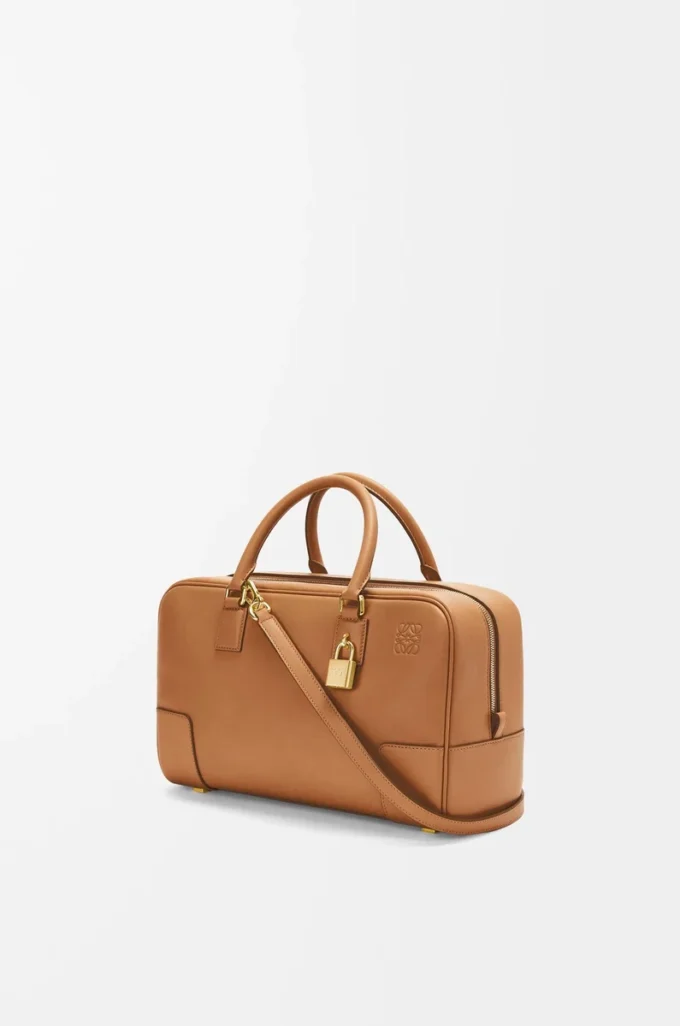 Bolso Amazona 28 en piel de becerro napa Warm Desert Bolso Amazona 28 en piel de becerro napa Warm Desert