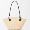 Bolso Anagram Basket pequeño en palma iraca y piel de becerro Natural/Negro Bolso Anagram Basket pequeño en palma iraca y piel de becerro Natural/Negro