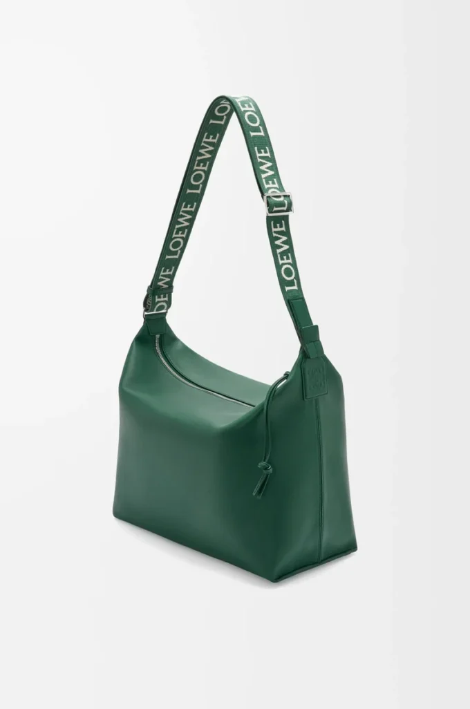 Bolso bandolera Cubi en piel de becerro lisa y suave y jacquard Evergreen