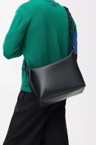 Bolso bandolera Cubi en piel de becerro suave y flexible y jacquard negro