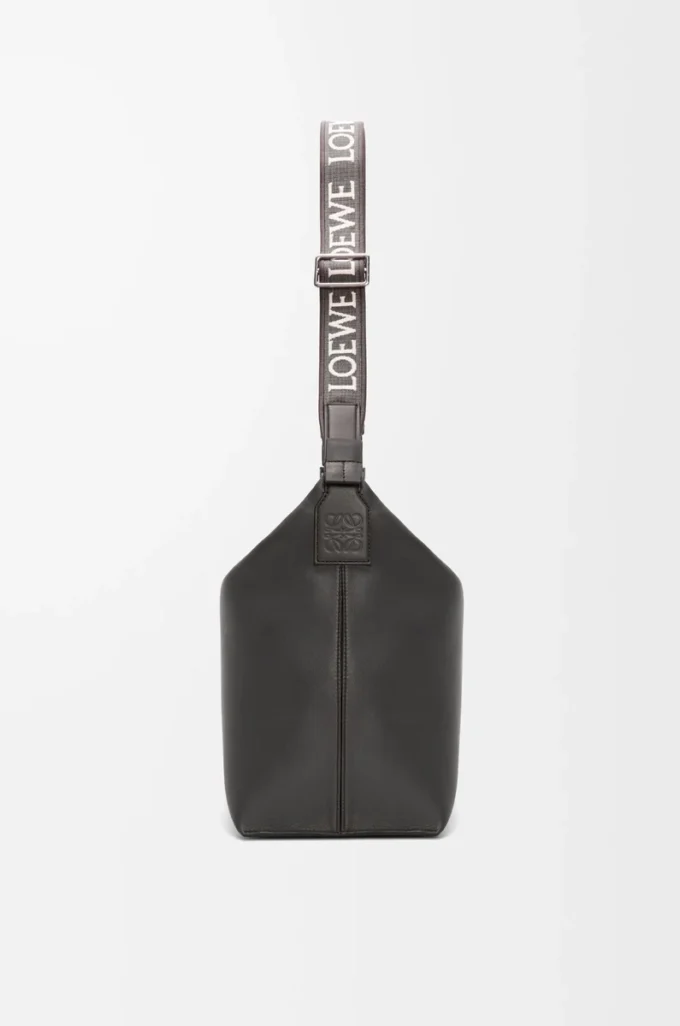 Bolso bandolera Cubi en piel de becerro suave y jacquard gris oscuro