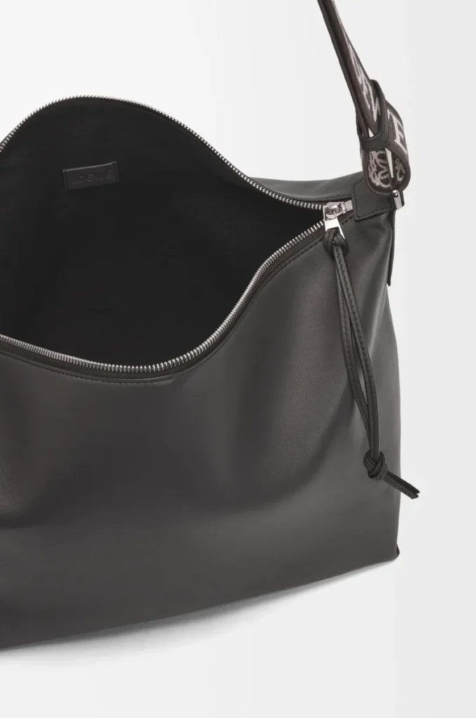Bolso bandolera Cubi en piel de becerro suave y jacquard gris oscuro