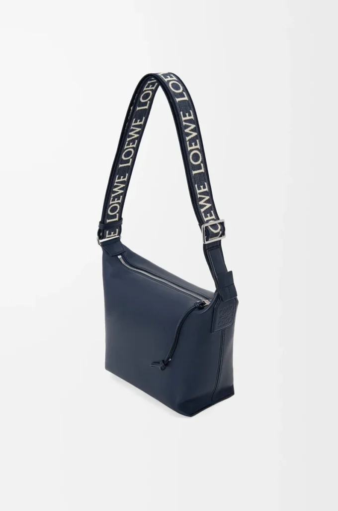 Bolso bandolera Cubi pequeño en piel de becerro suave y flexible y jacquard Deep Navy
