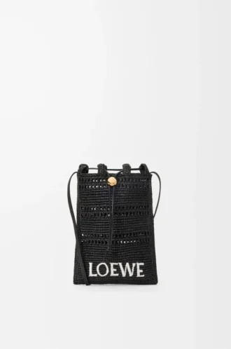 Bolso con cordón en rafia negro