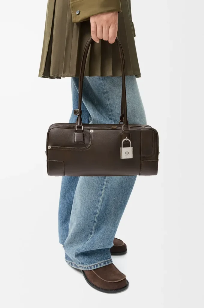 Bolso corto Panta Amazona 31 en piel de becerro brillante Vintage Brown