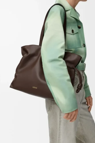 Bolso de mano Flamenco grande en piel de becerro napa Chocolate