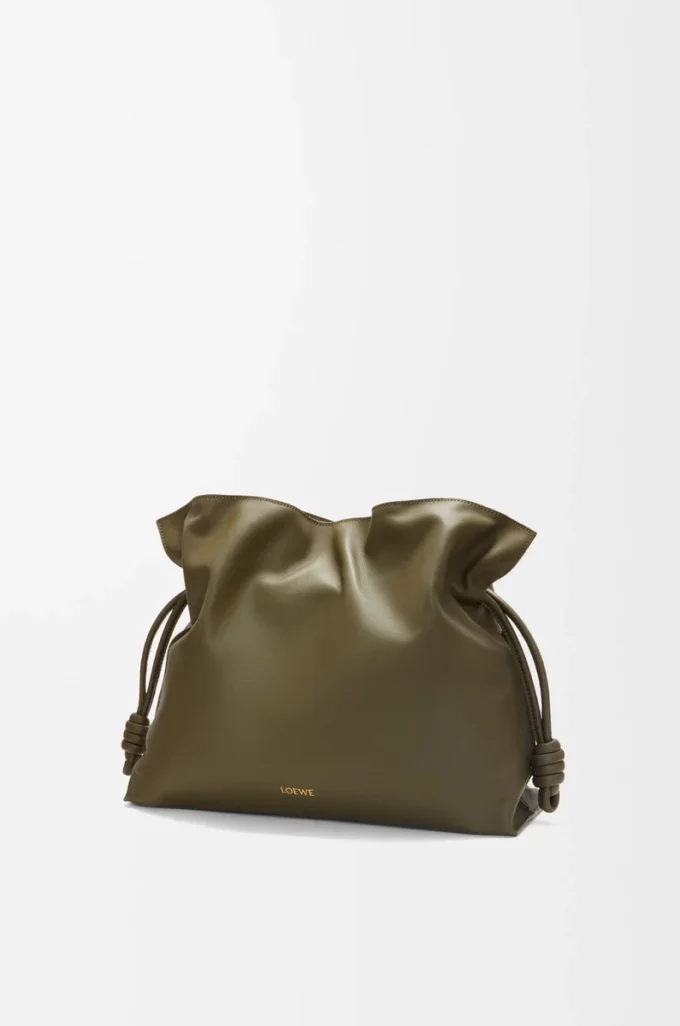 Bolso de mano Flamenco grande en piel de becerro napa Dark Khaki