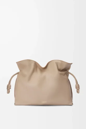 Bolso de mano Flamenco grande en piel de becerro napa Sand