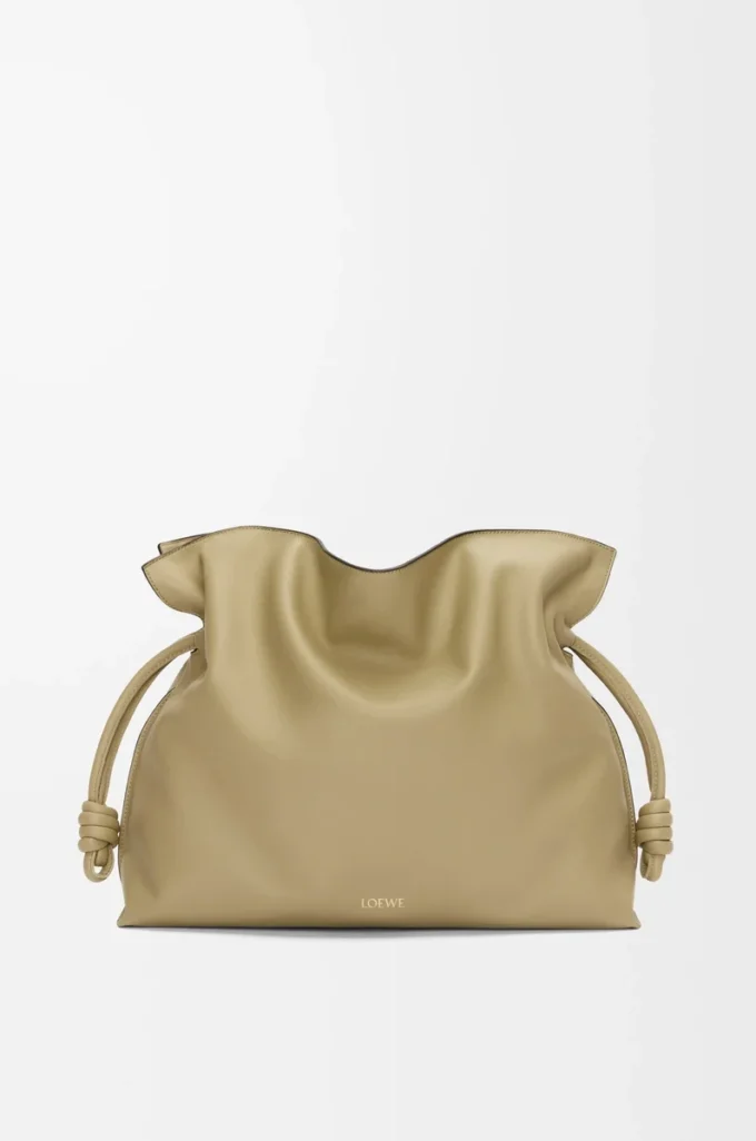 Bolso de mano Flamenco grande en piel de becerro napa verde arcilla Bolso de mano Flamenco grande en piel de becerro napa verde arcilla