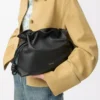 Bolso de mano Flamenco mediano en piel de becerro napa Black