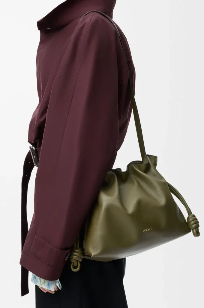 Bolso de mano Flamenco mediano en piel de becerro napa Dark Khaki