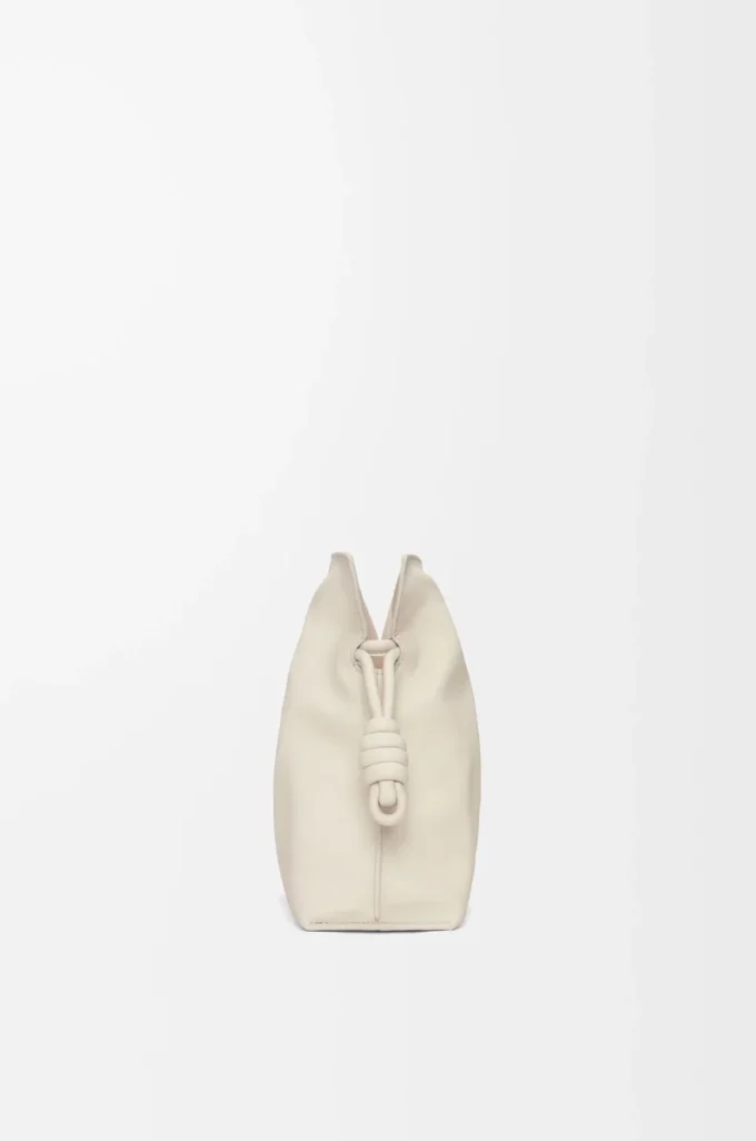 Bolso de mano Flamenco mediano en piel de becerro napa Sea Salt