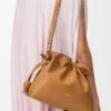 Bolso de mano Flamenco mediano en piel de becerro napa Warm Desert Bolso de mano Flamenco mediano en piel de becerro napa Warm Desert