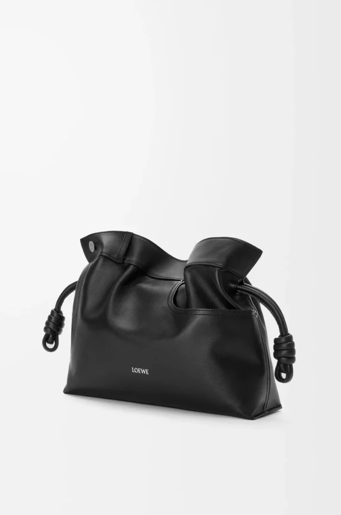 Bolso de mano Flamenco mediano Panta en piel de becerro brillante Negro Bolso de mano Flamenco mediano Panta en piel de becerro brillante Negro