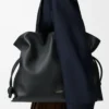 Bolso de mano XL Flamenco en piel de becerro napa negra
