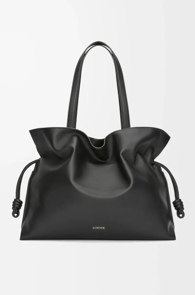 Bolso de mano XL Flamenco en piel de becerro napa negra