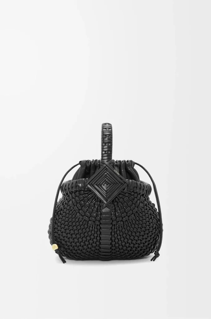 Bolso Diamond Round Basket mini en piel de becerro Negro Bolso Diamond Round Basket mini en piel de becerro Negro