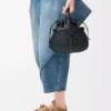 Bolso Diamond Round Basket mini en piel de becerro Negro Bolso Diamond Round Basket mini en piel de becerro Negro