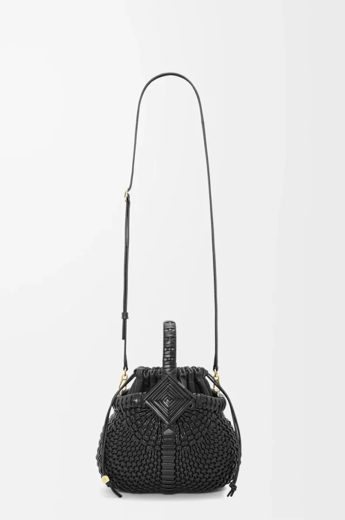 Bolso Diamond Round Basket mini en piel de becerro Negro Bolso Diamond Round Basket mini en piel de becerro Negro