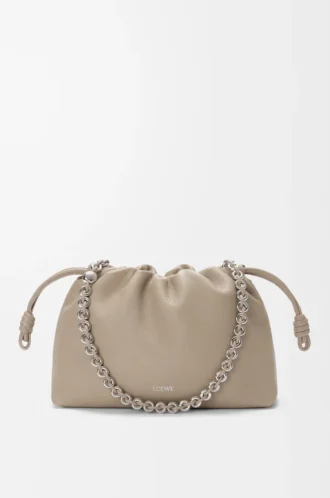 Bolso Flamenco mediano en piel de becerro de grano fino Clay