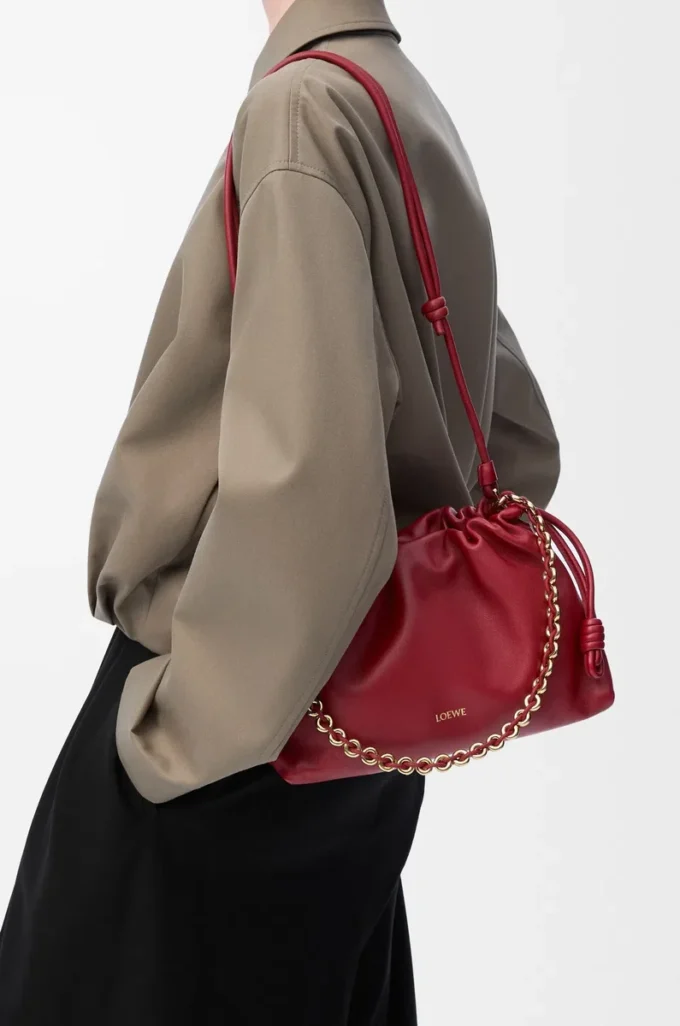 Bolso Flamenco mediano en piel de cordero napa suave Burnt Red