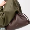 Bolso Flamenco mediano en piel de cordero napa suave color castaño oscuro