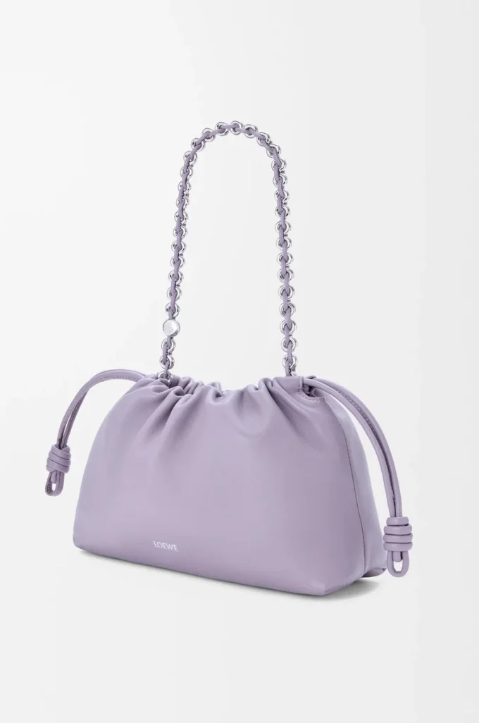 Bolso Flamenco mediano en piel de cordero napa suave Malva sucia