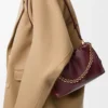 Bolso Flamenco mediano en suave piel de cordero napa Burdeos oscuro Bolso Flamenco mediano en suave piel de cordero napa Burdeos oscuro
