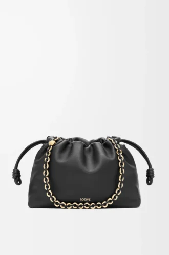 Bolso Flamenco mediano en suave piel de cordero napa. Negro