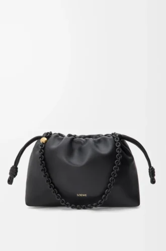 Bolso Flamenco mediano en suave piel de cordero napa. Negro