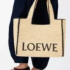 Bolso grande LOEWE Font en rafia Natural Bolso grande LOEWE Font en rafia Natural