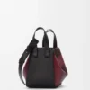 Bolso Hammock compacto en piel de becerro napa negro/burdeos Bolso Hammock compacto en piel de becerro napa negro/burdeos