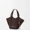 Bolso Hammock Flip en piel de becerro clásica Dark Chestnut Bolso Hammock Flip en piel de becerro clásica Dark Chestnut