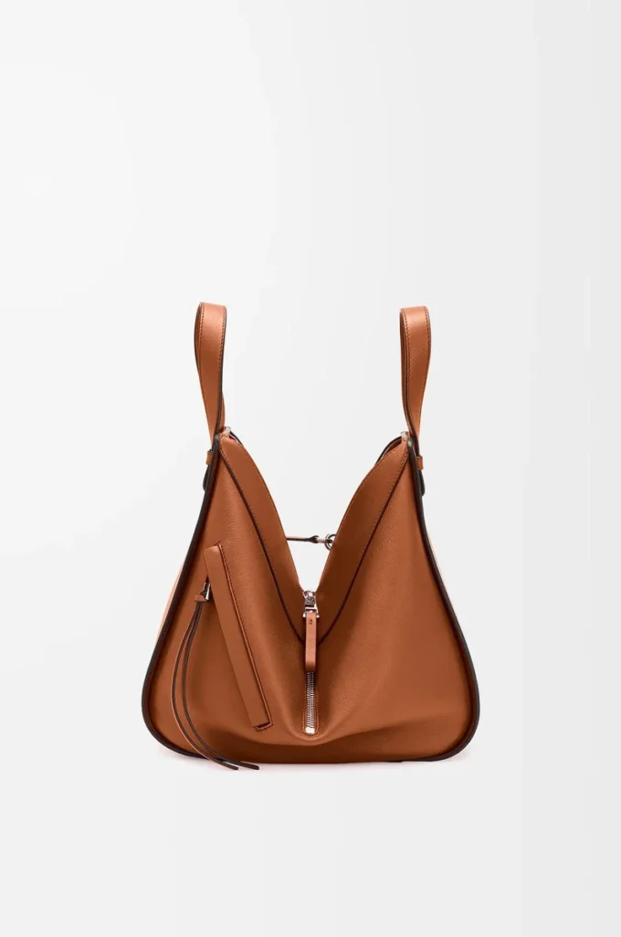 Bolso Hammock pequeño en piel de becerro clásica color tostado Bolso Hammock pequeño en piel de becerro clásica color tostado